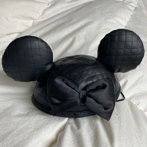 Pleather Disney  Minnie Mouse Mickey ears hat